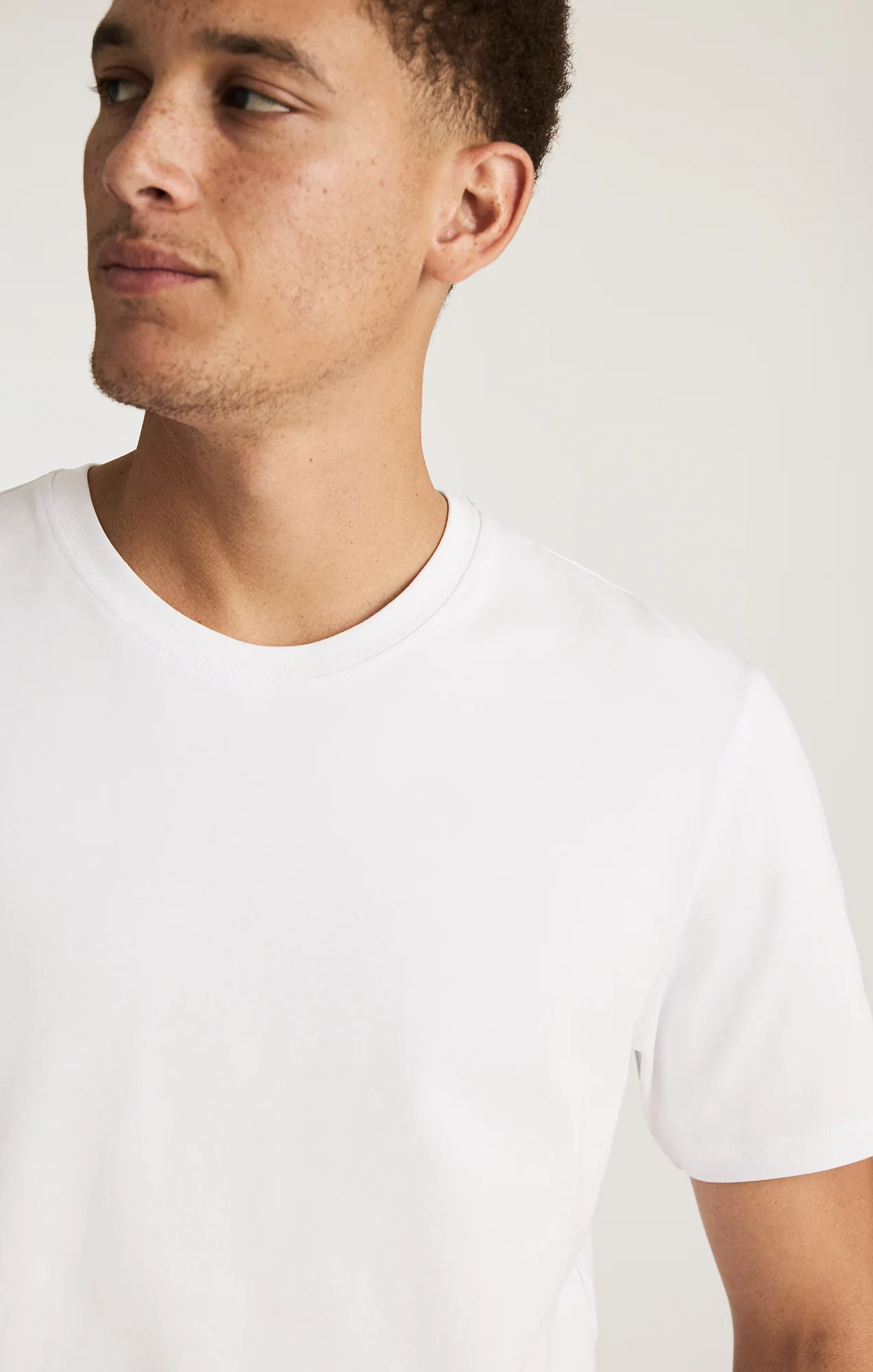 CREW NECK T-SHIRT IN WHITE - Image 4
