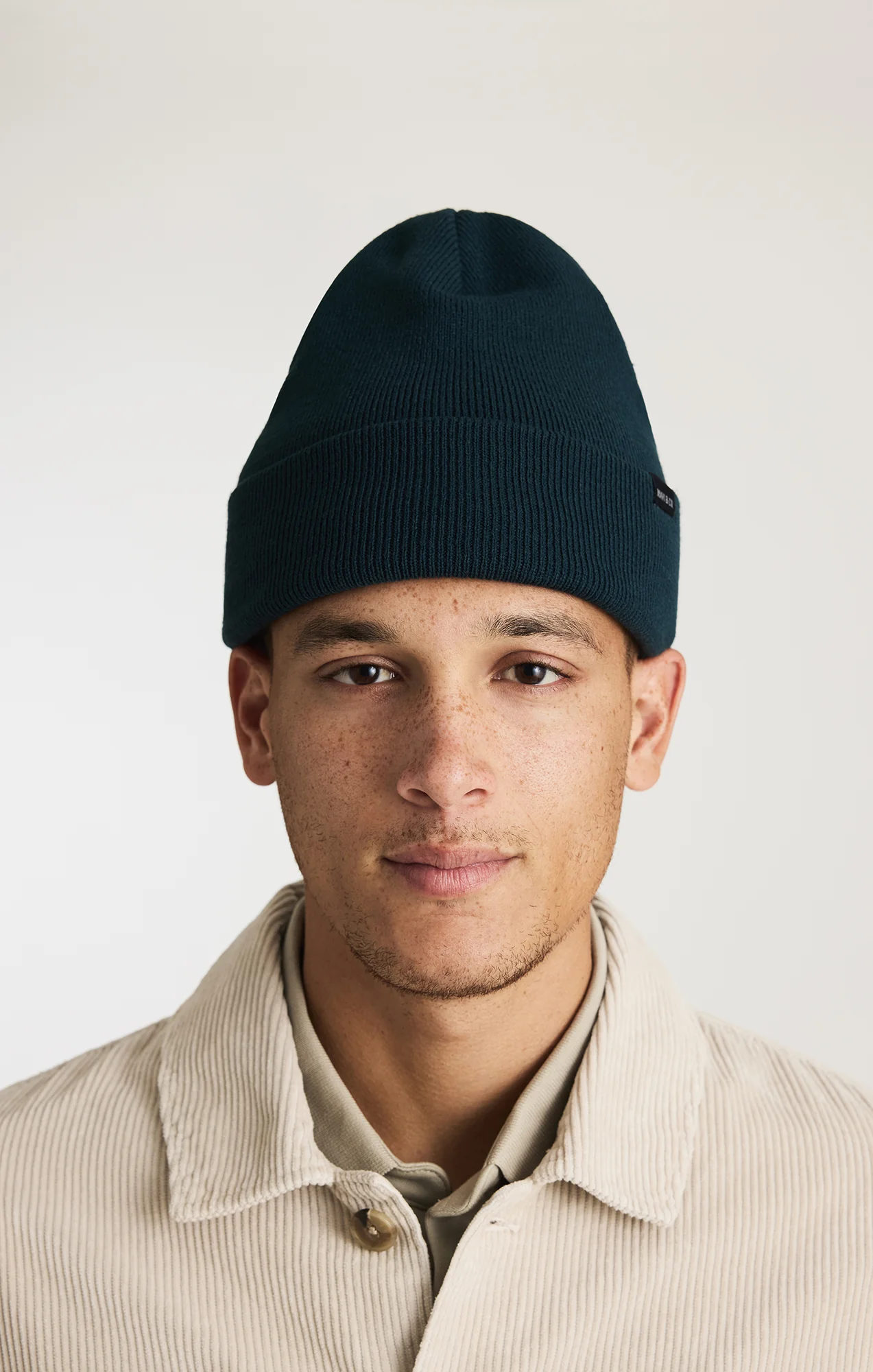 BEANIE IN DRAGONFLY