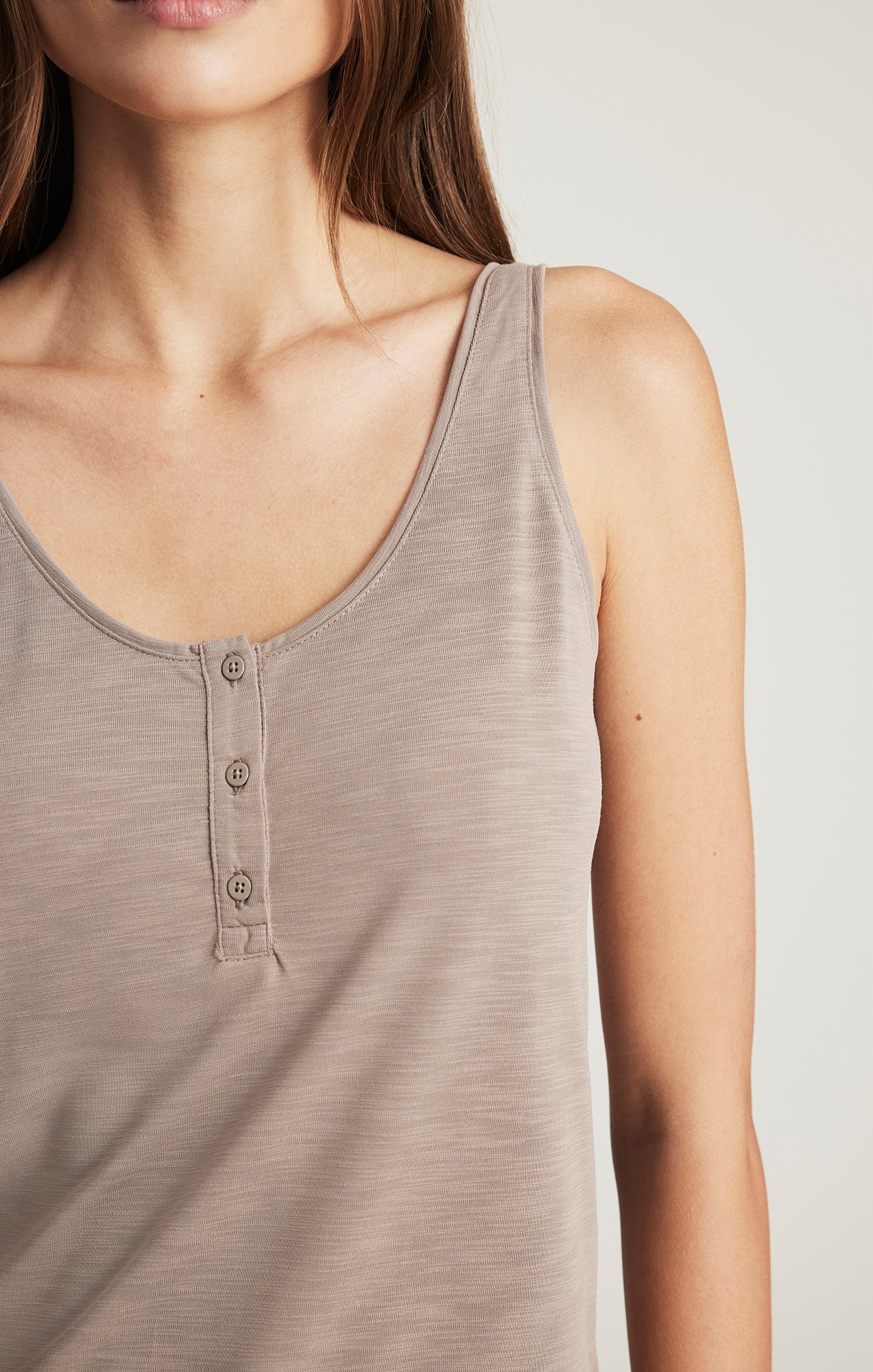 LUXE TOUCH TENCEL™ HENLEY TANK TOP IN FUNGI - Image 4