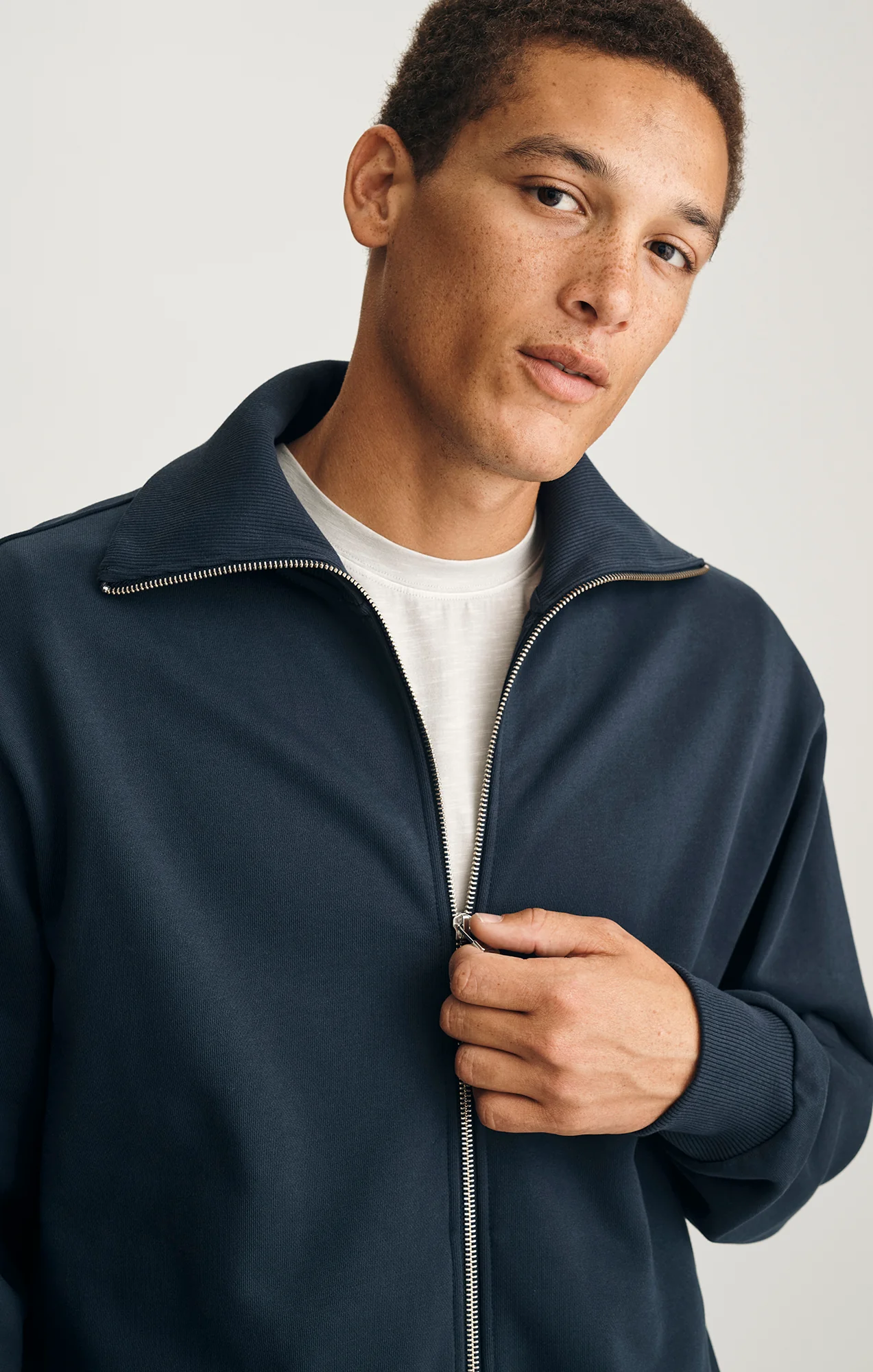 EDITION FULL ZIP SWEATSHIRT IN TOTAL ECLIPSE - Image 4
