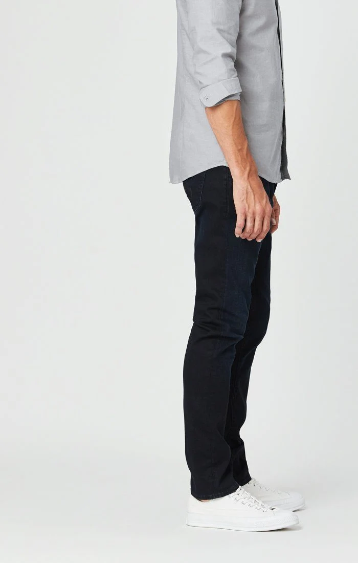 JAKE SLIM LEG JEANS IN DARK INDIGO WILLIAMSBURG - Image 5