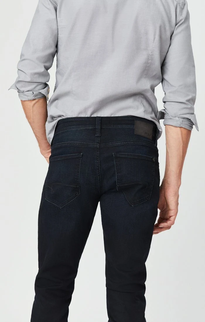 JAKE SLIM LEG JEANS IN DARK INDIGO WILLIAMSBURG - Image 7