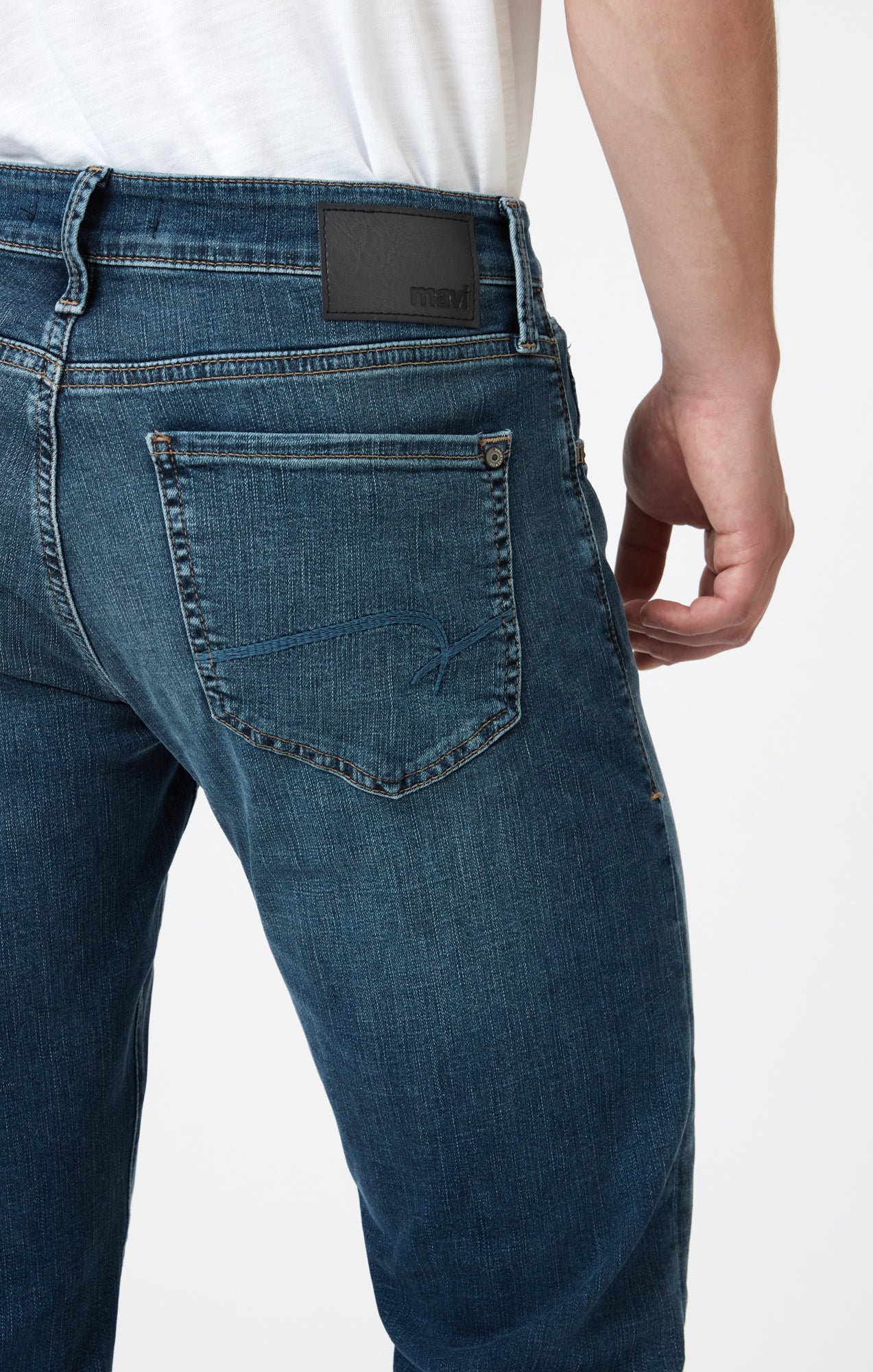 JOSH BOOTCUT IN MID BRUSHED ORGANIC MOVE - Image 6