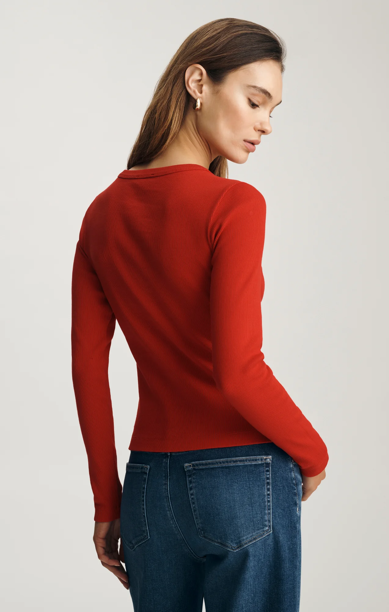 LONG SLEEVE BUTTON-UP T-SHIRT IN RED - Image 2