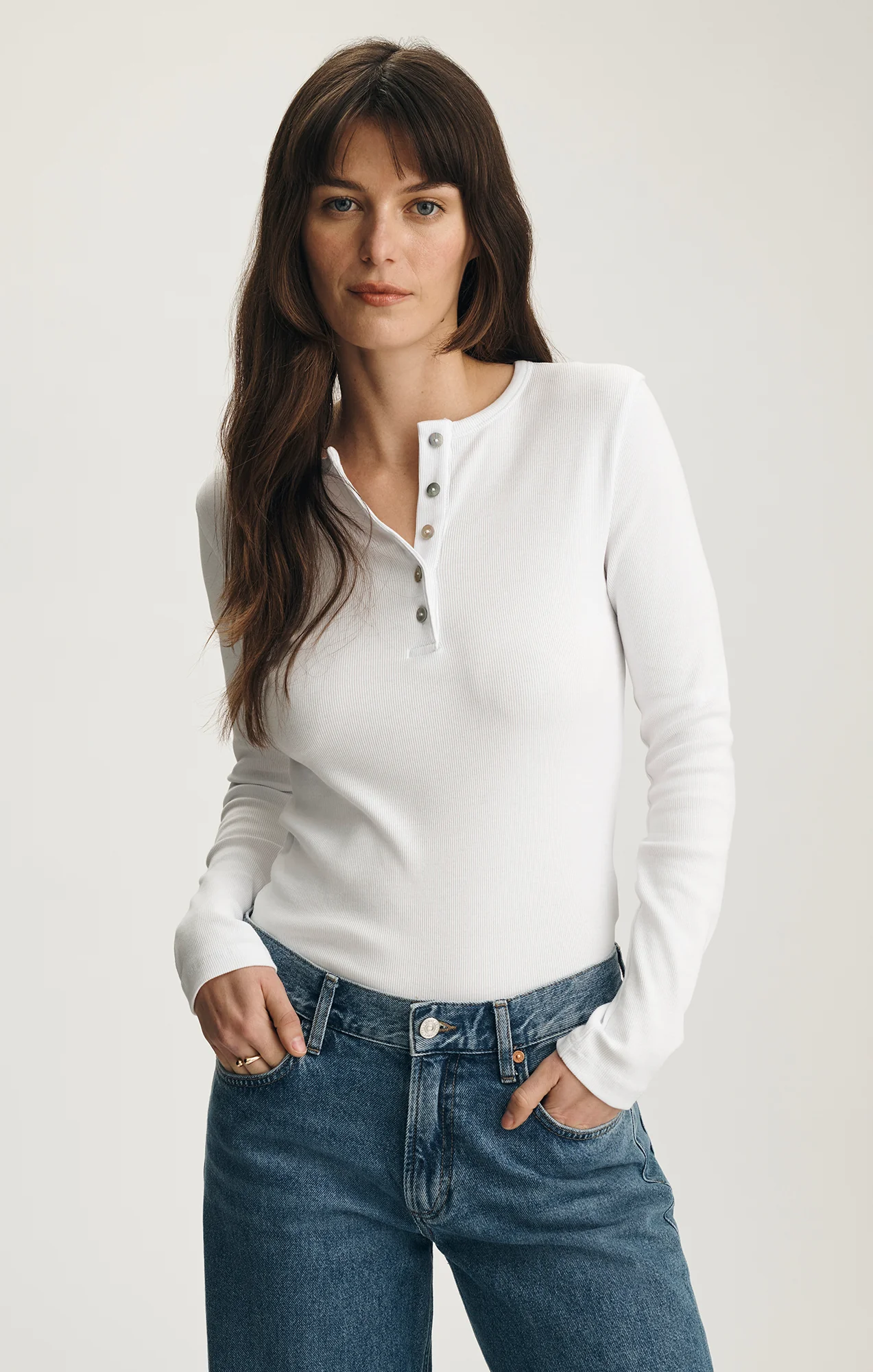LONG SLEEVE HENLEY T-SHIRT IN WHITE