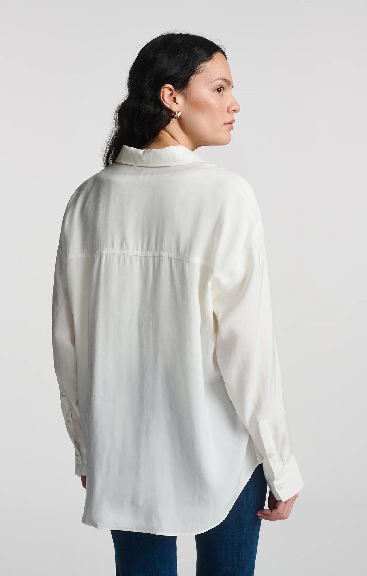 LUXE TOUCH BUTTON-UP SHIRT IN ANTIQUE WHITE - Image 2