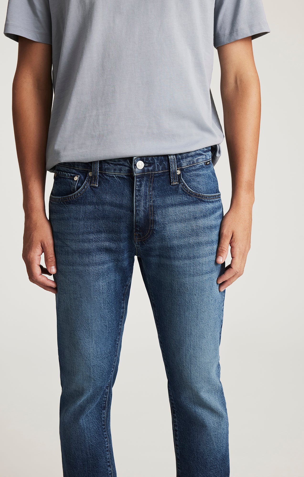 MARCUS SLIM STRAIGHT LEG IN MID CLASSIC BLUE - Image 5