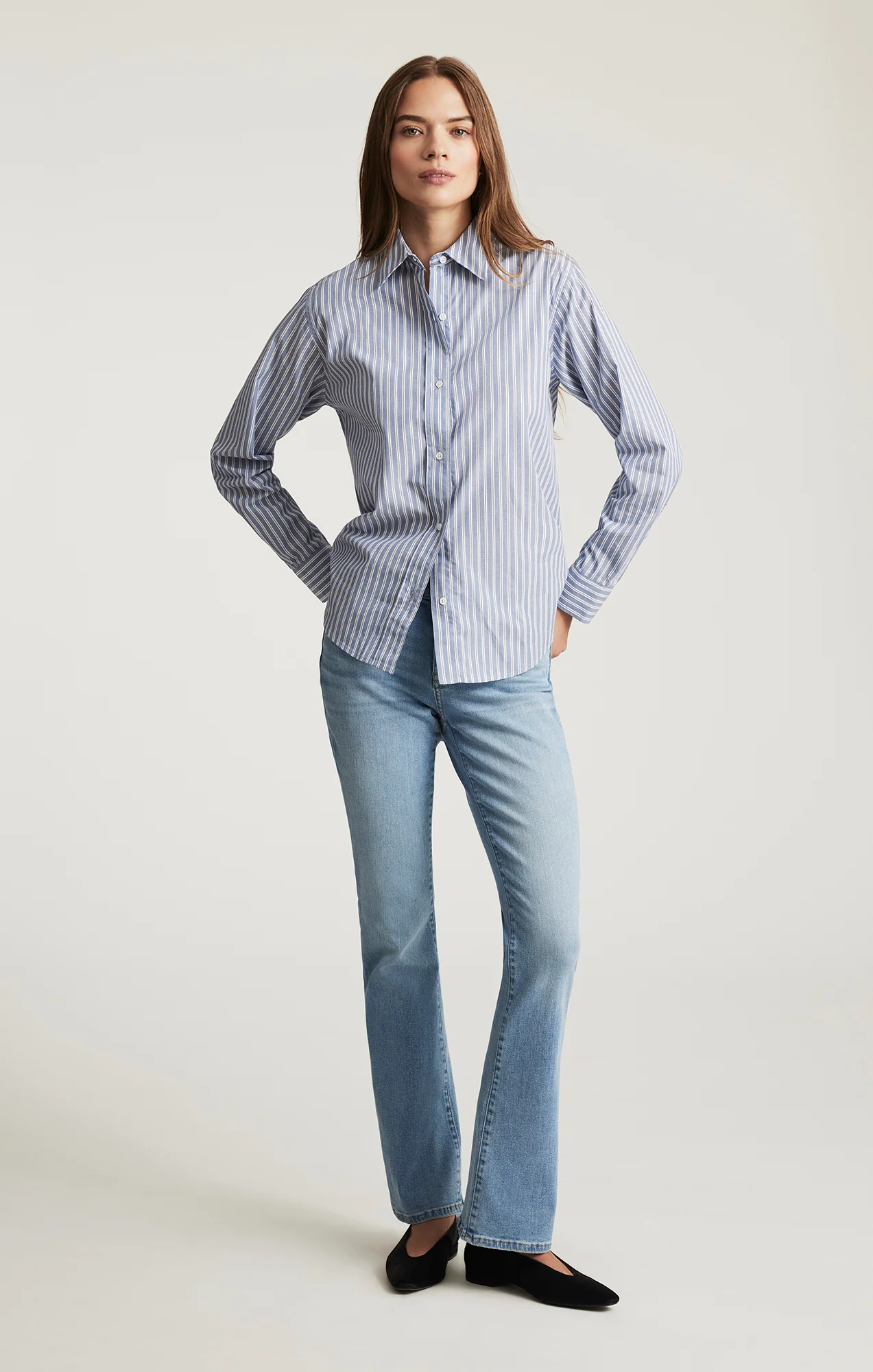 MOLLY BOOTCUT IN BLEACHED TRIBECA