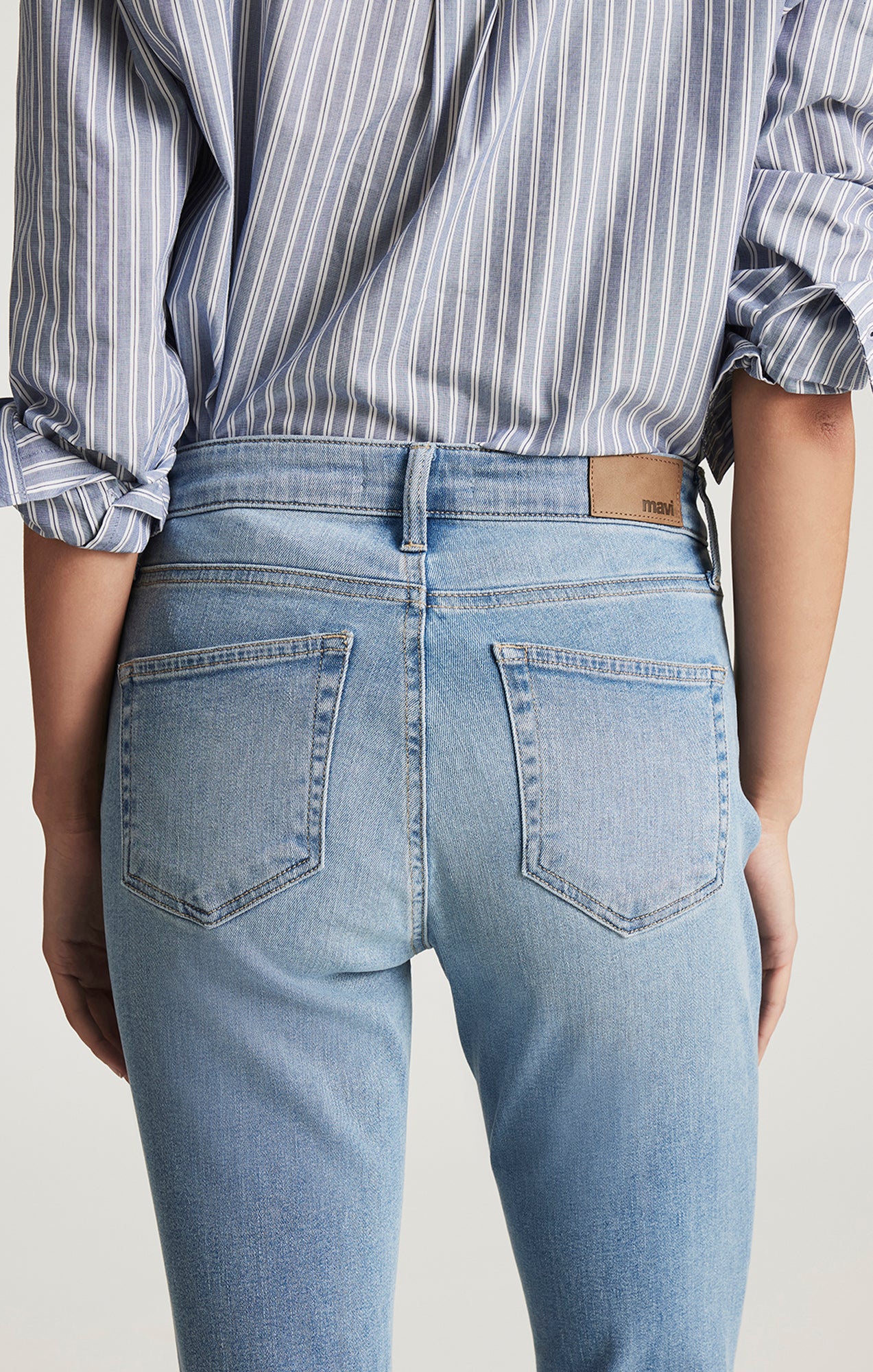 MOLLY BOOTCUT IN BLEACHED TRIBECA - Image 6