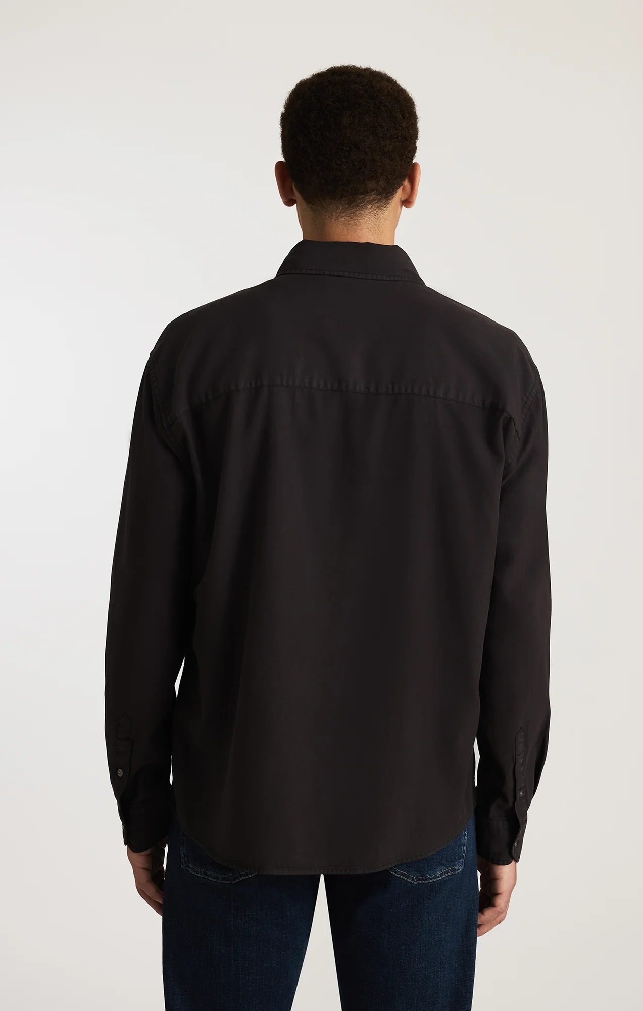 EDITION POCKET BUTTON-UP SHIRT IN BLACK BEAN - Image 3