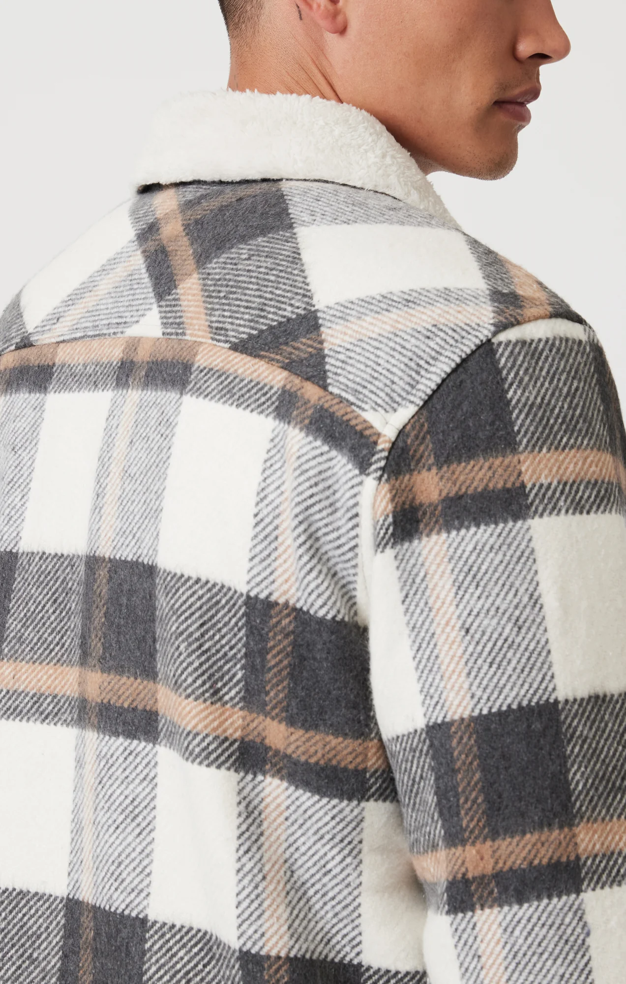 PLAID SHACKET IN GRAY CHECK - Image 5