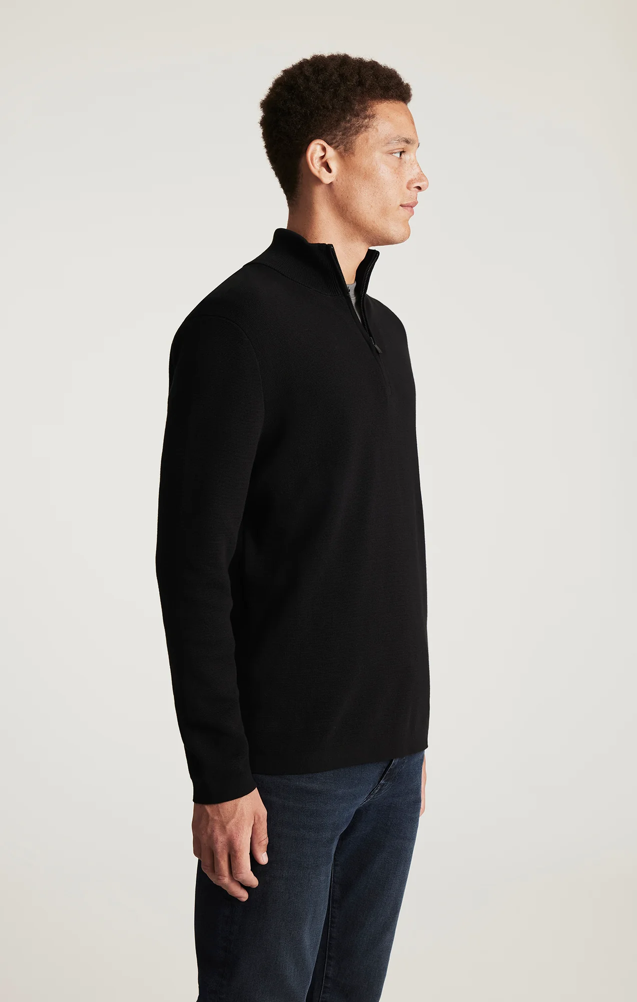 HALF ZIP SWEATER IN BLACK - Image 3