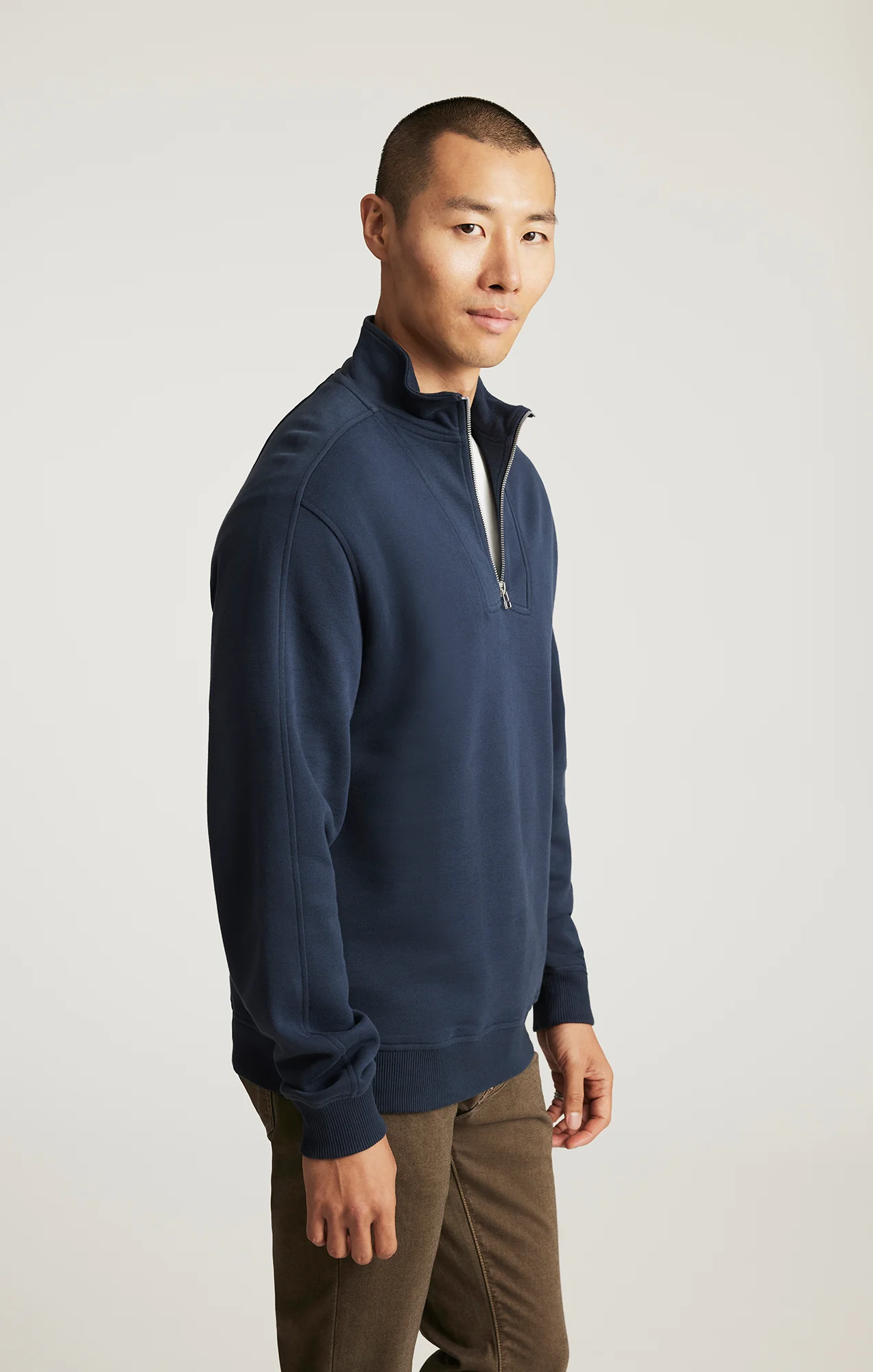 EDITION HALF ZIP SWEATSHIRT IN TOTAL ECLIPSE - Image 2