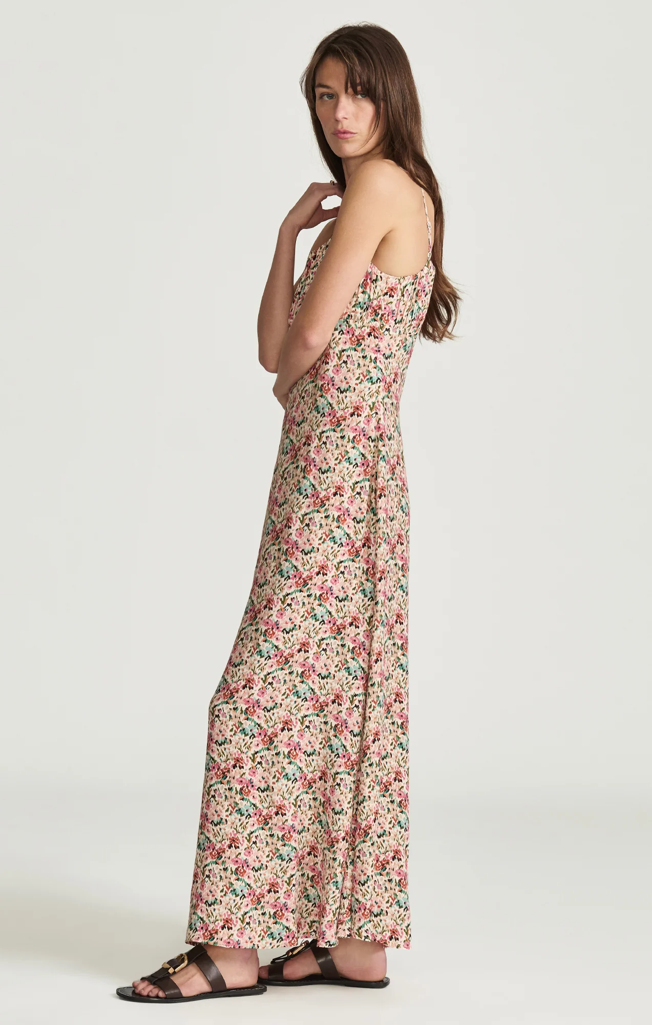 WOVEN RUCHED MAXI DRESS IN FLOWER PRINT - Image 2