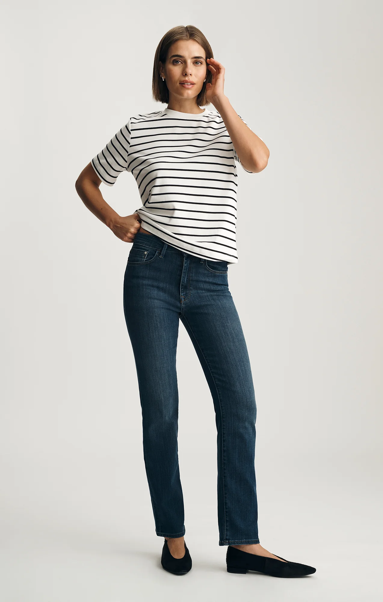 AUDREY INTERLOCK CREW NECK T-SHIRT IN BLACK WHITE STRIPE - Image 3