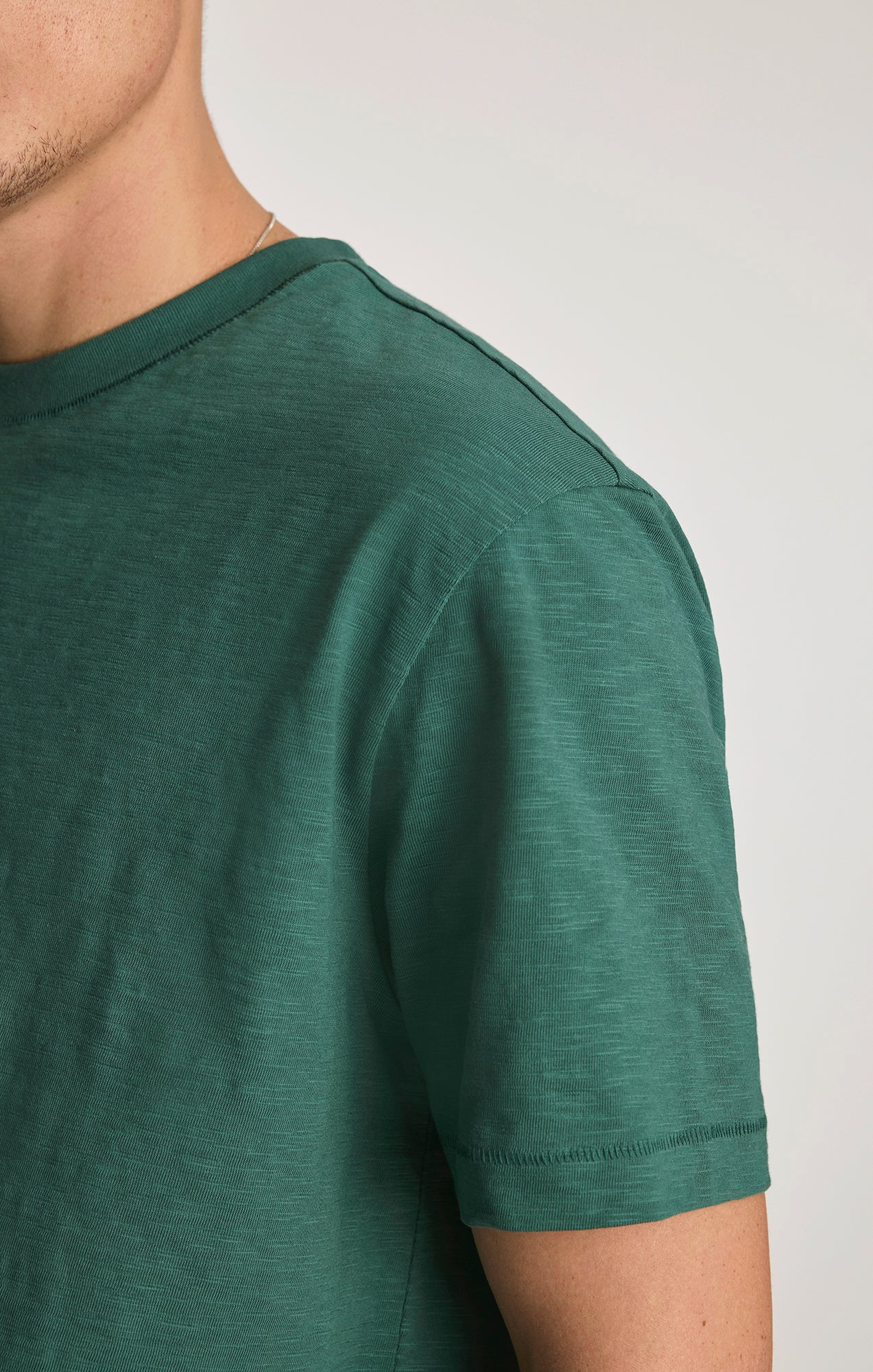 SLUB CREW NECK T-SHIRT IN BISTRO GREEN - Image 4