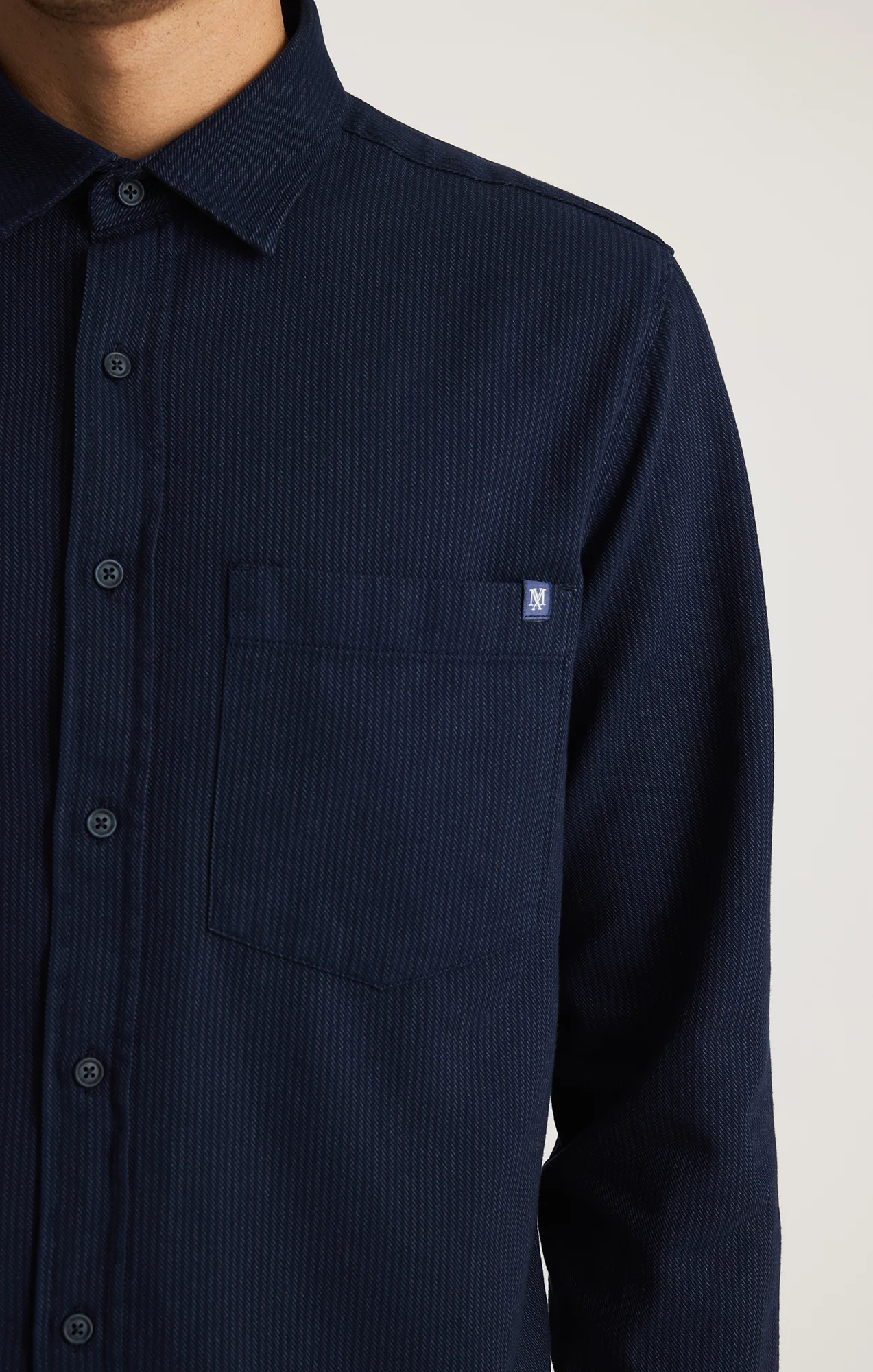 EDITION STRIPED BUTTON-UP SHIRT IN INDIGO - Image 4