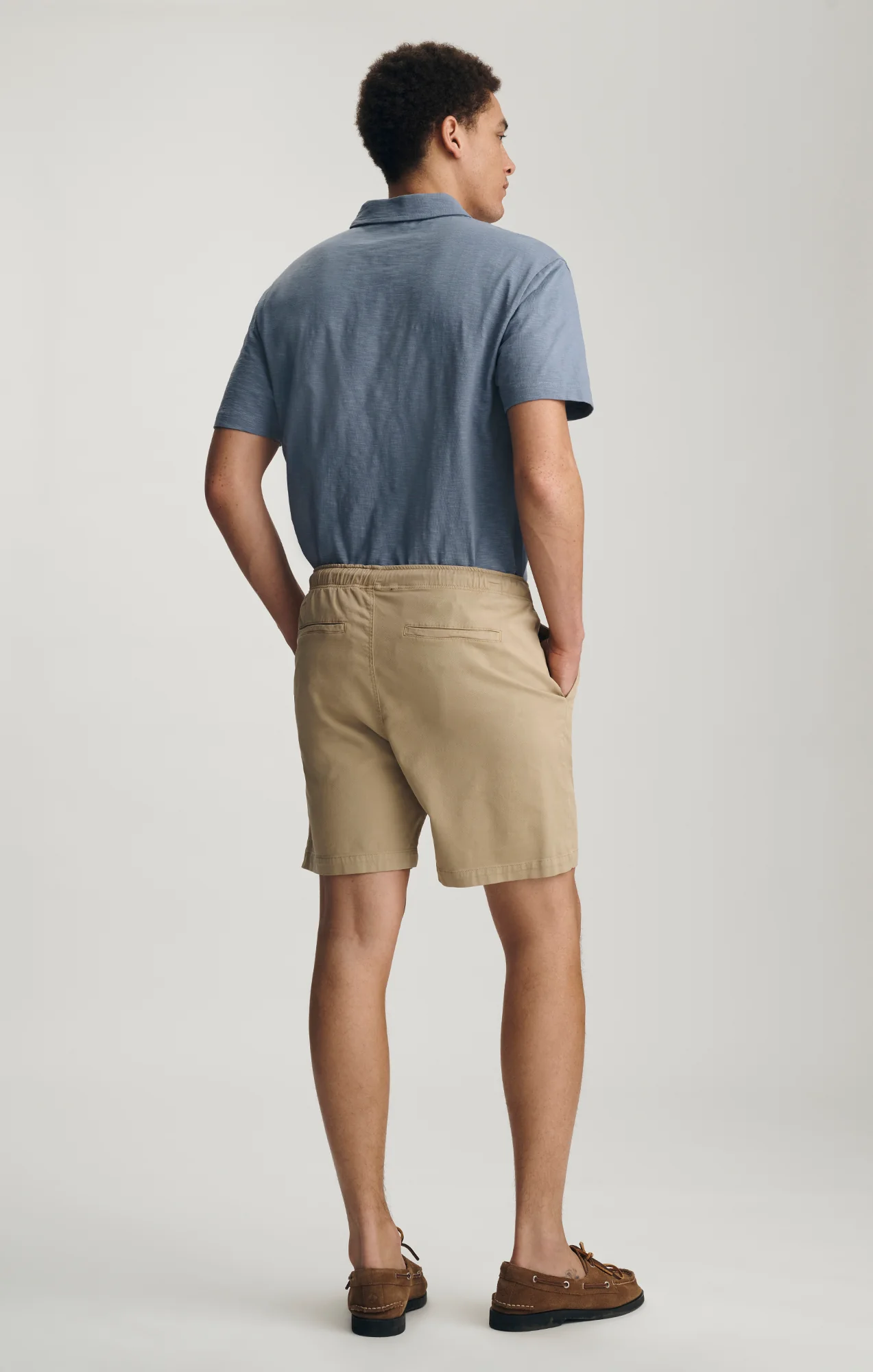 TENCEL™ DRAWSTRING 7" INSEAM SHORTS IN OLIVE GRAY - Image 2