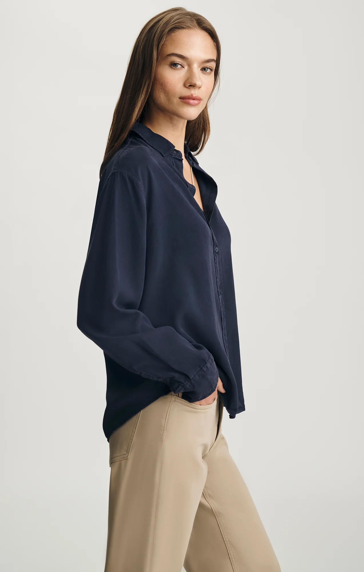 EDITION TENCEL™ BUTTON-UP SHIRT IN INKLING - Image 2