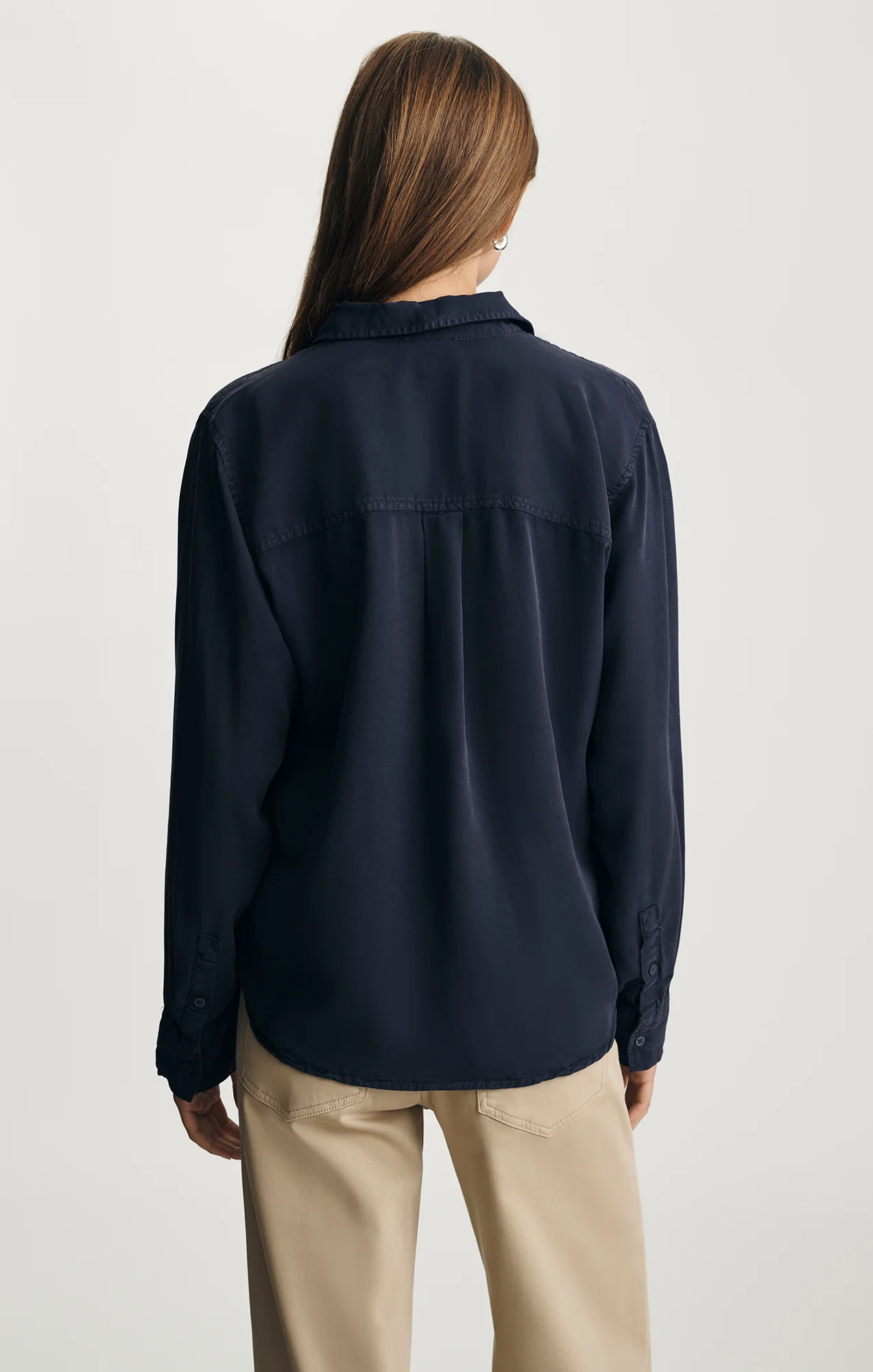 EDITION TENCEL™ BUTTON-UP SHIRT IN INKLING - Image 3