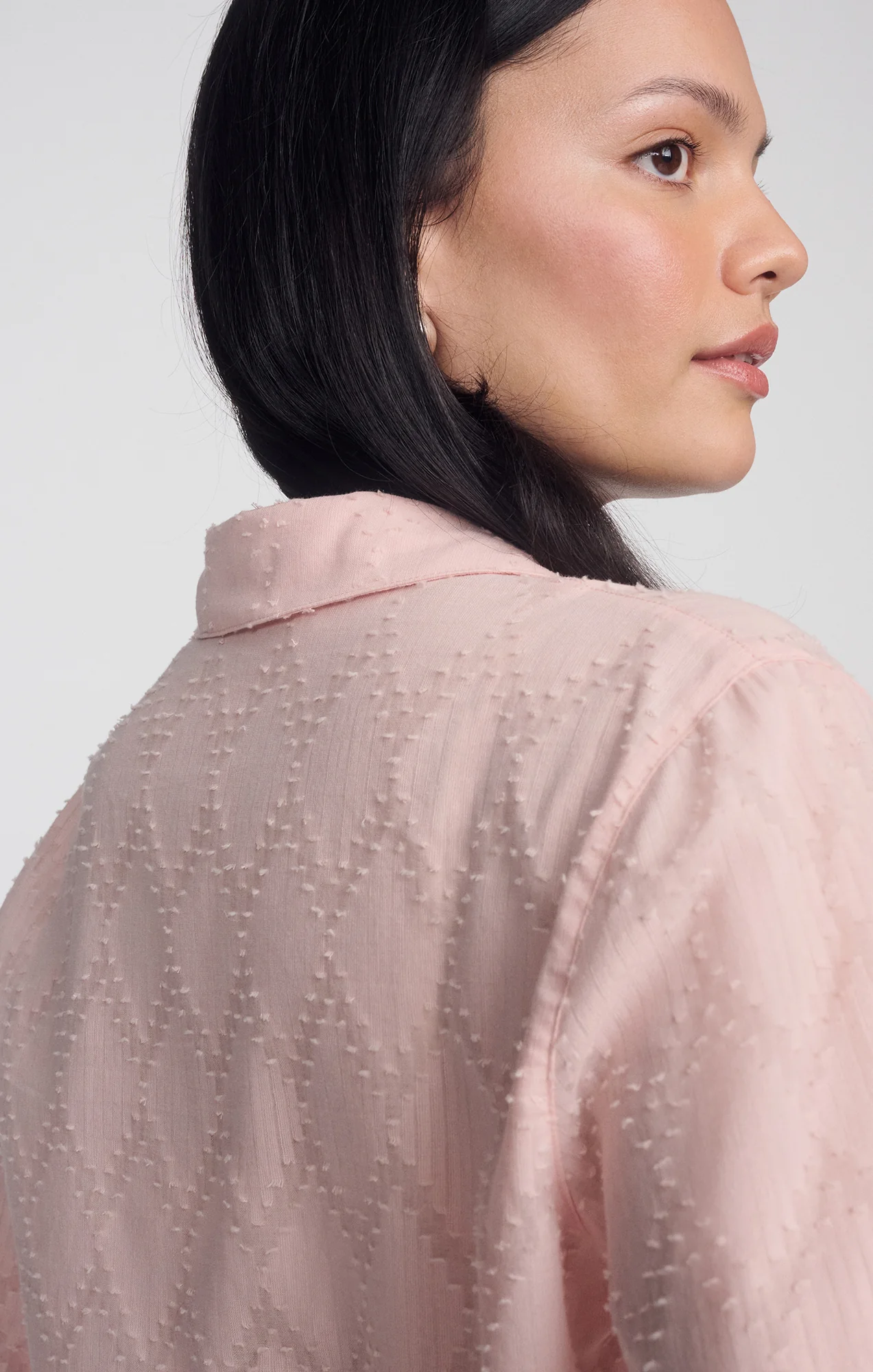 SHEER TEXTURED BUTTON-UP SHIRT IN PEACHSKIN - Image 7