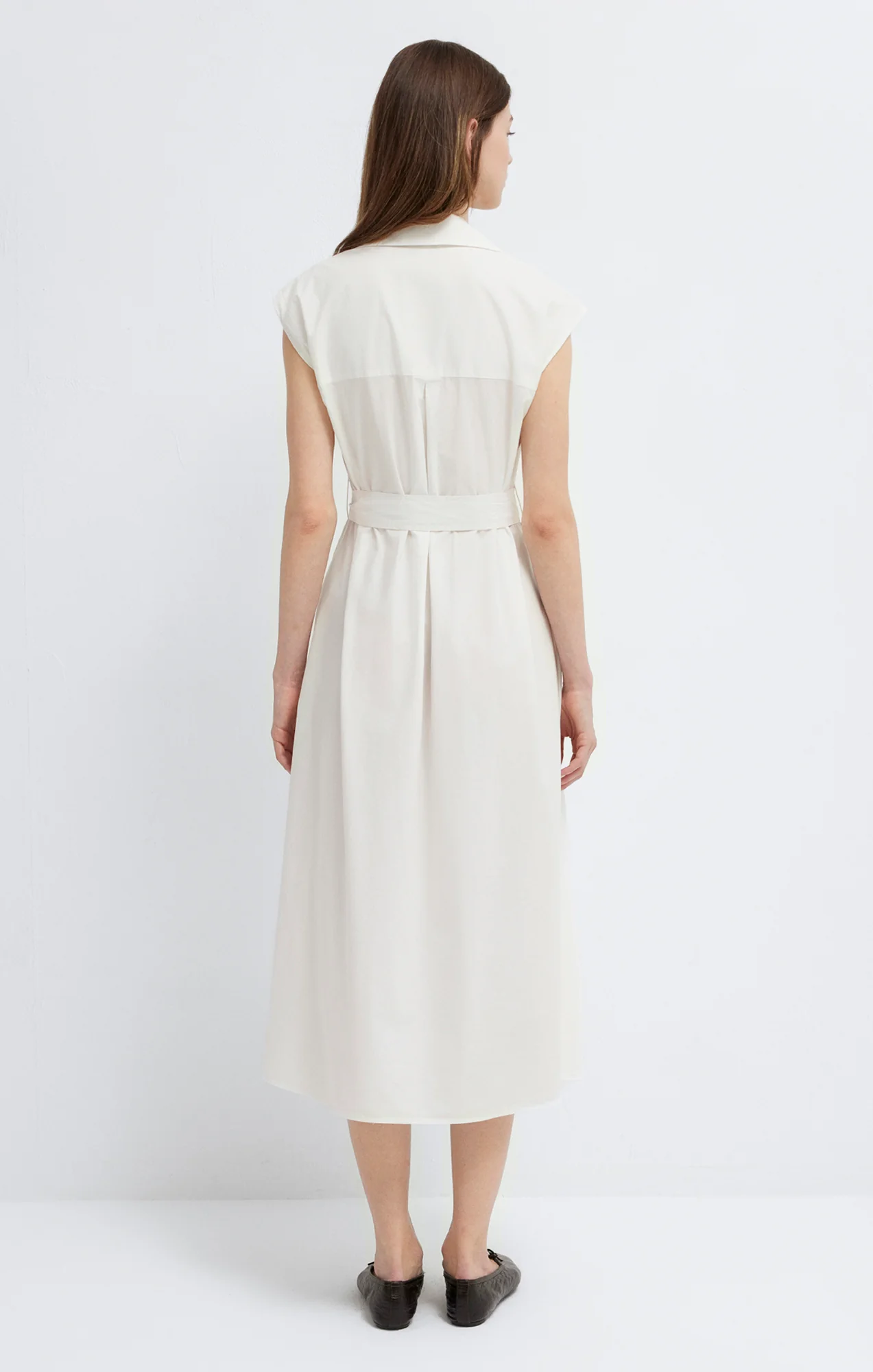 TIE-WAIST MIDI SHIRTDRESS IN ANTIQUE WHITE - Image 4