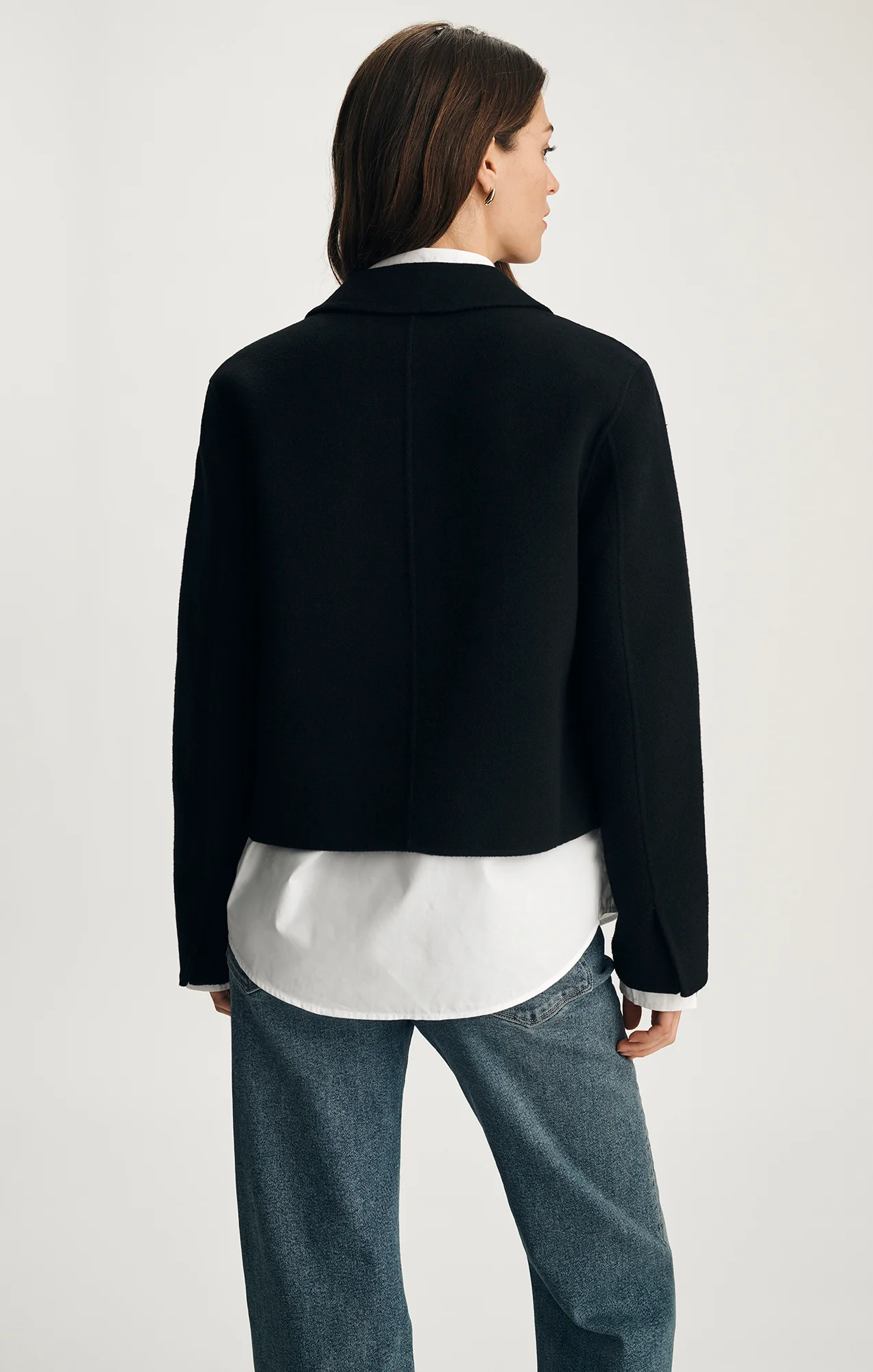 EDITION STRUCTURED JACKET IN BLACK - Image 2